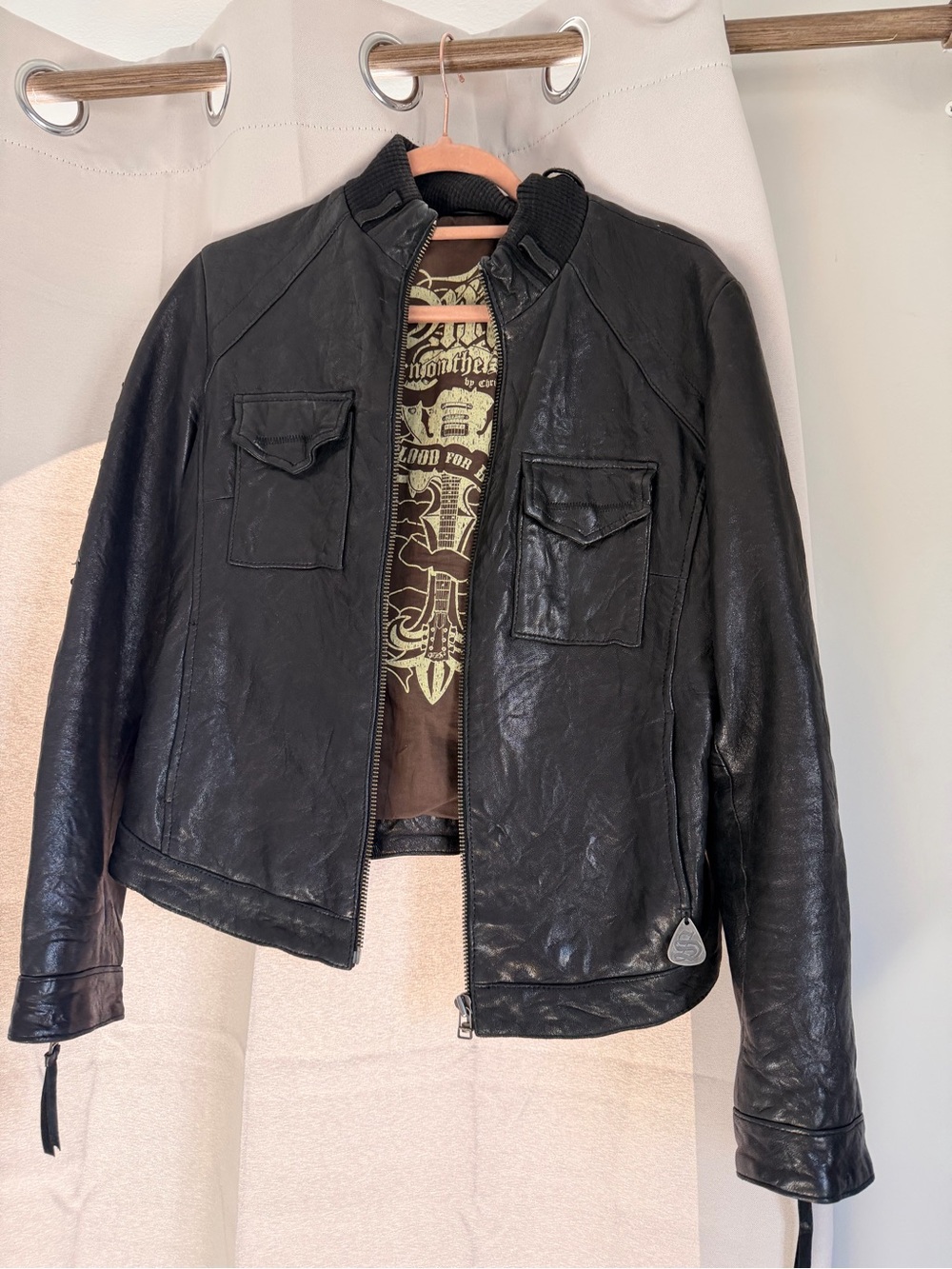 Men's Black Leather Bomber Jacket - Classic Field Pocket Design